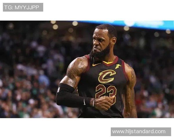 足球明星偶像詹姆斯的传奇故事与成就解析